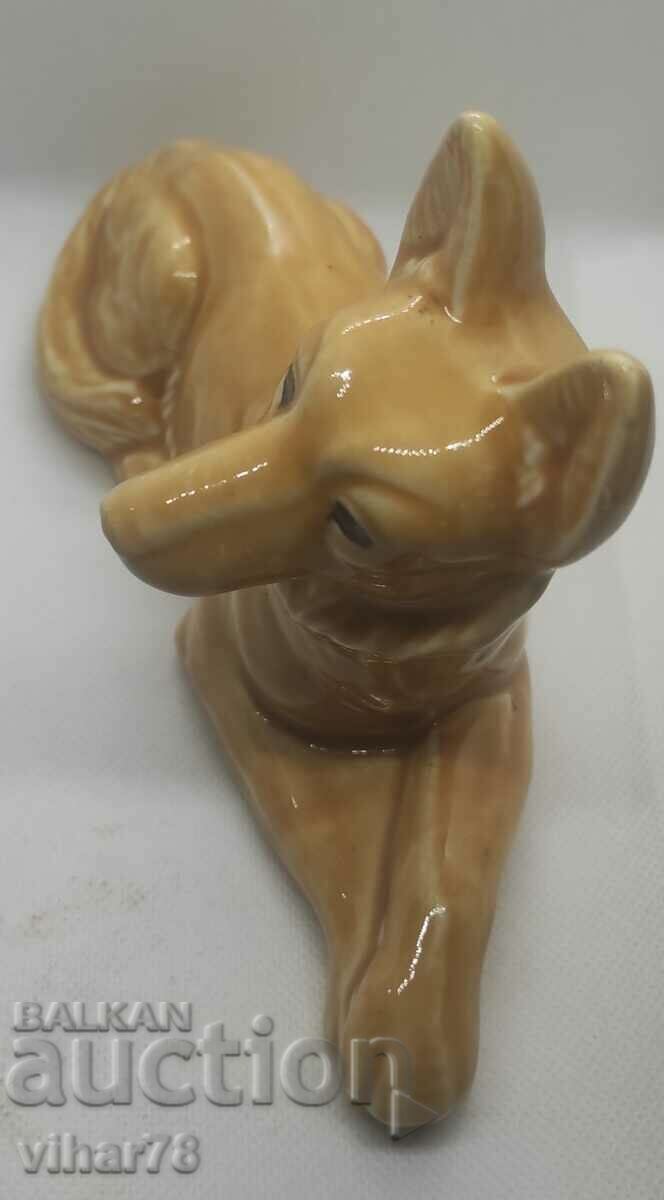 Livrarea figură de porțelan