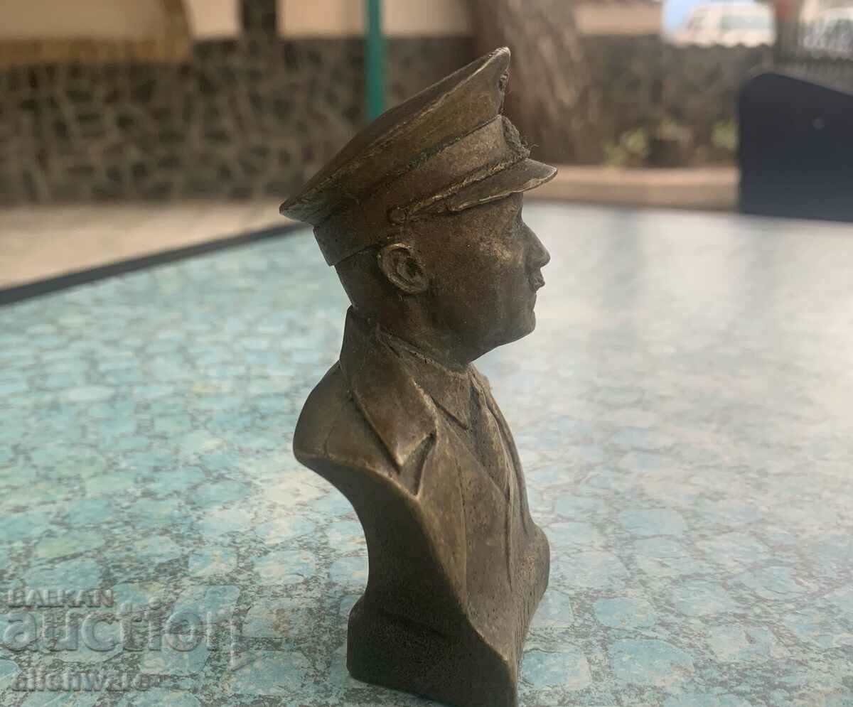 Аукцион Бюст,статуетка,преспапие на А. Хитлер Аукцион Бюст,статуетка,преспапие на А. Хитлер