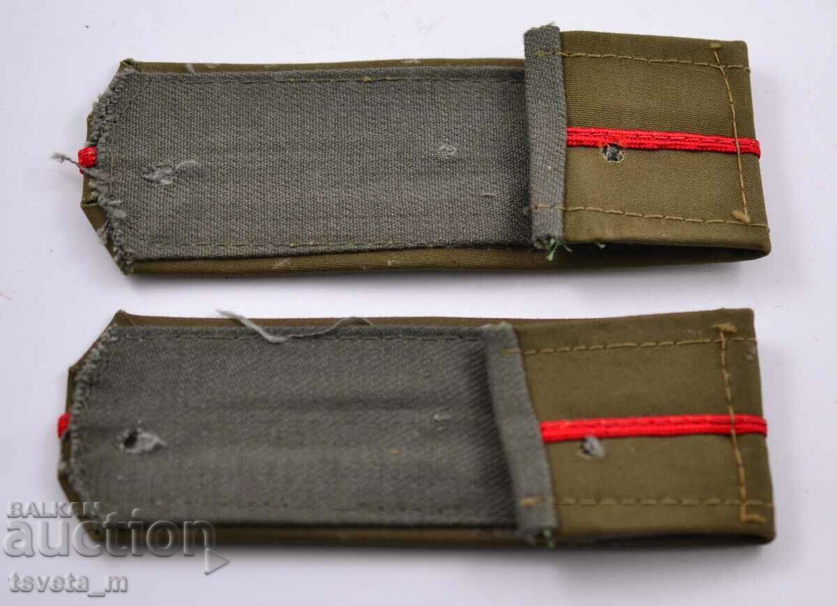 Офицерски пагони , лейтенант , БНА , соц с цена € 5.00 | 9.78 лв.