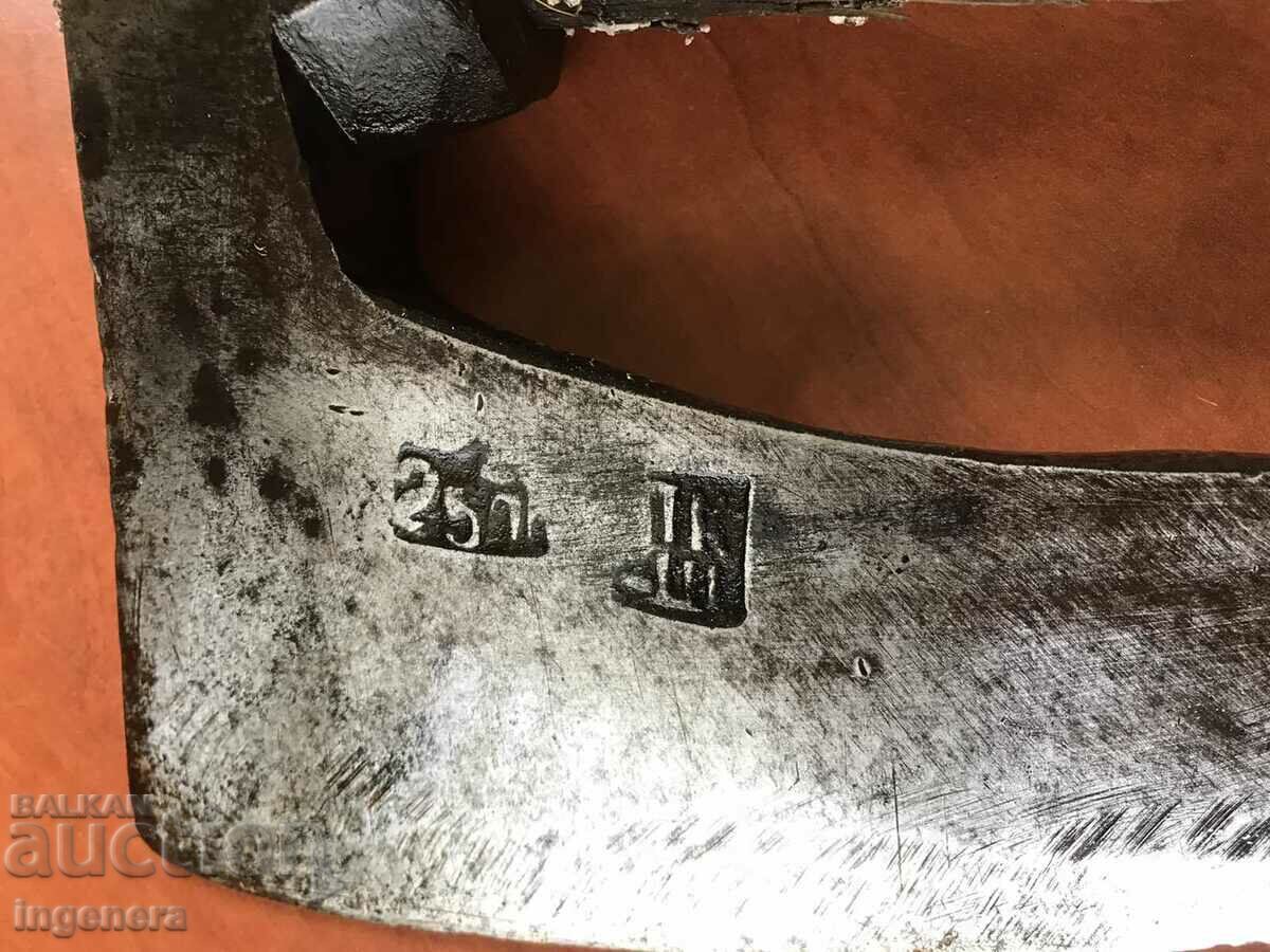 Auction AX AX MARKING TOOL WITH HANDLE Auction AX AX MARKING TOOL WITH HANDLE