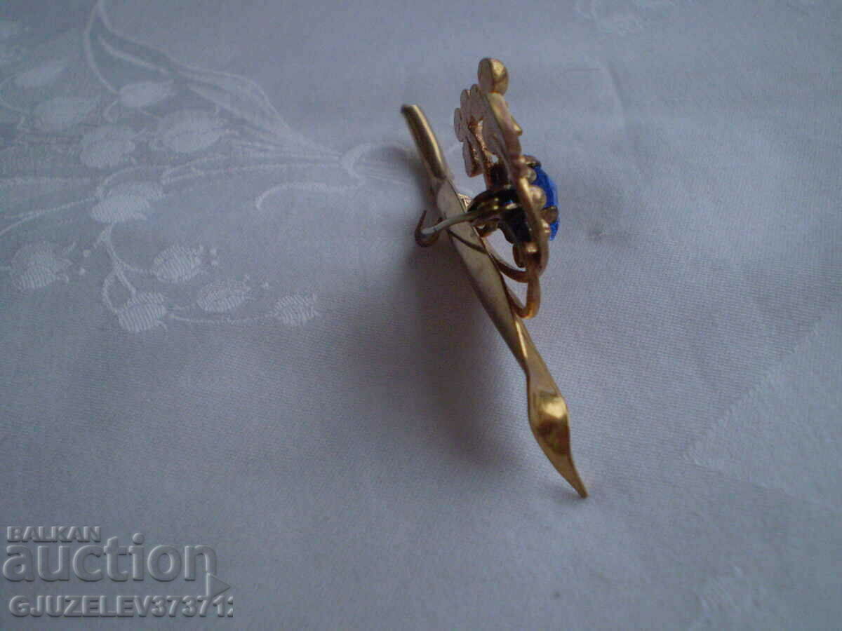 Art Deco flower brooch 1920 with price 69.00 BGN | € 35.28 Art Deco flower brooch 1920 with price 69.00 BGN | € 35.28