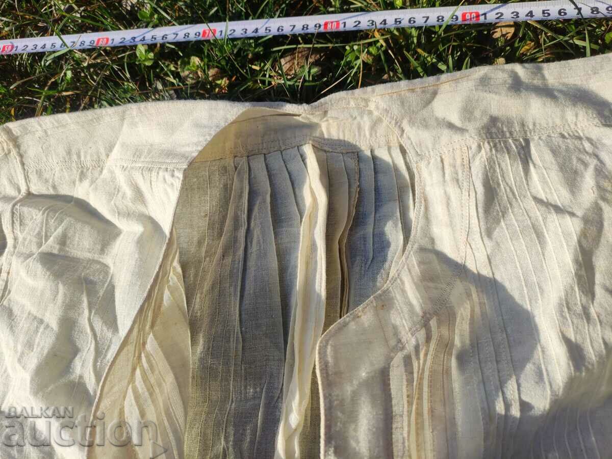 Delivery of Dress shirt from old chaise 1 Delivery of Dress shirt from old chaise 1