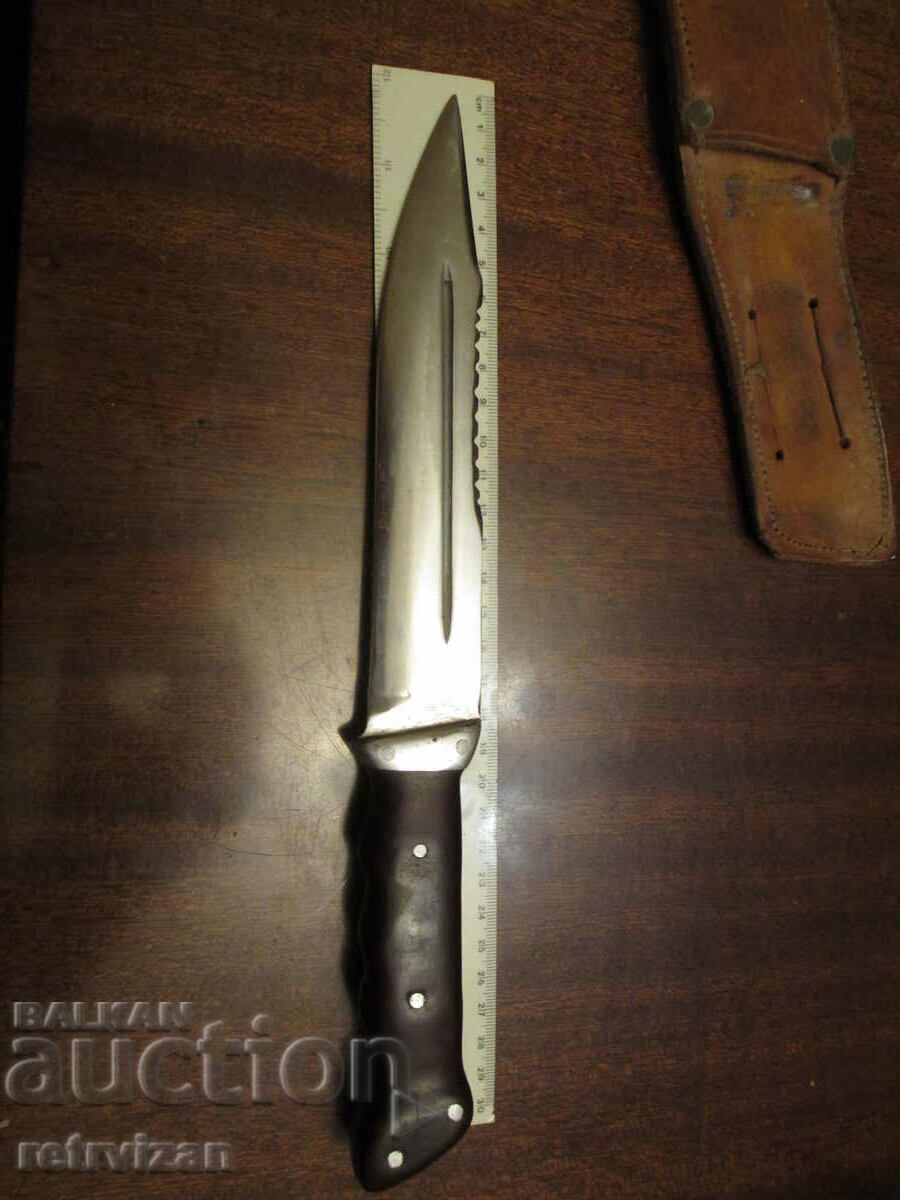 Hunting knife with cane 2 with price 80.00 BGN | € 40.90 Hunting knife with cane 2 with price 80.00 BGN | € 40.90