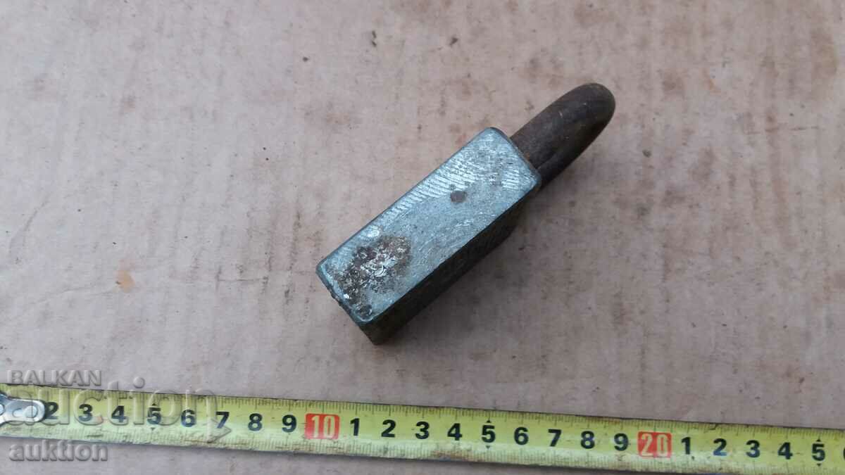 Delivery of INTERESTING SOC. PADLOCK Delivery of INTERESTING SOC. PADLOCK