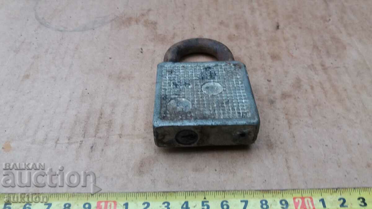 INTERESTING SOC. PADLOCK - 7 INTERESTING SOC. PADLOCK - 7