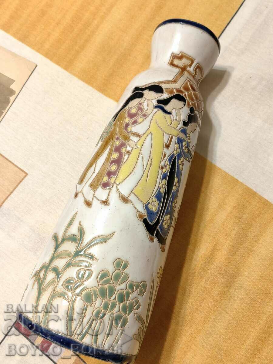 Antique Vase, 70s of the 20th century. with price 60.00 BGN | € 30.68 Antique Vase, 70s of the 20th century. with price 60.00 BGN | € 30.68