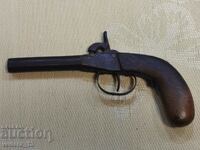 кремъчен капсулен пистолет