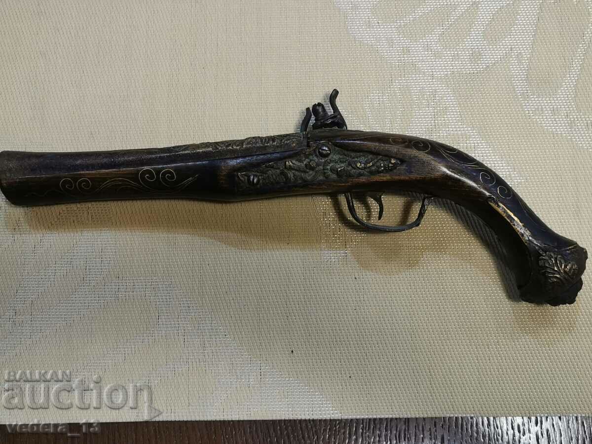 flint cap gun - 6 flint cap gun - 6