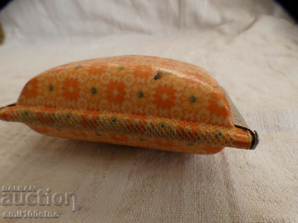 Auction Old wallet purse Auction Old wallet purse