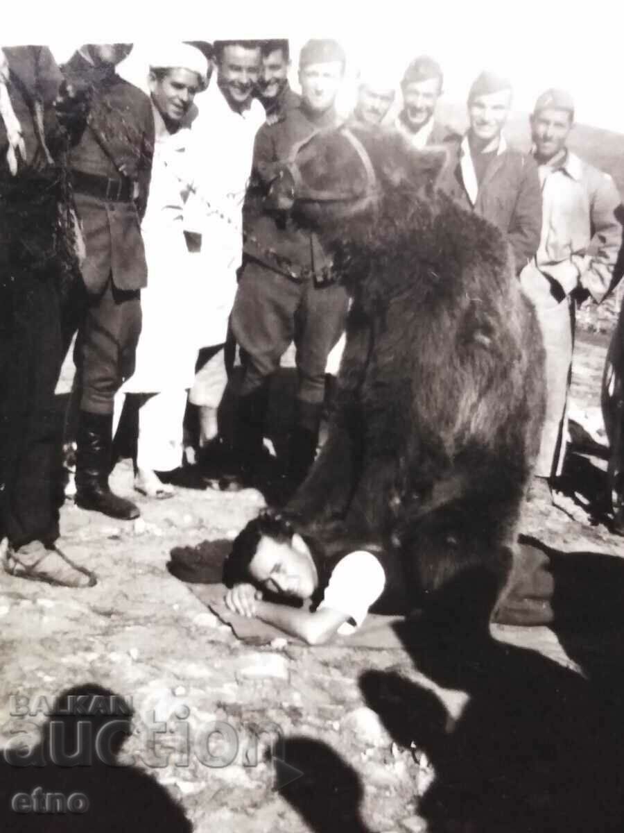 OLD PHOTO-BEAR, MECHKADARIN - 5 OLD PHOTO-BEAR, MECHKADARIN - 5