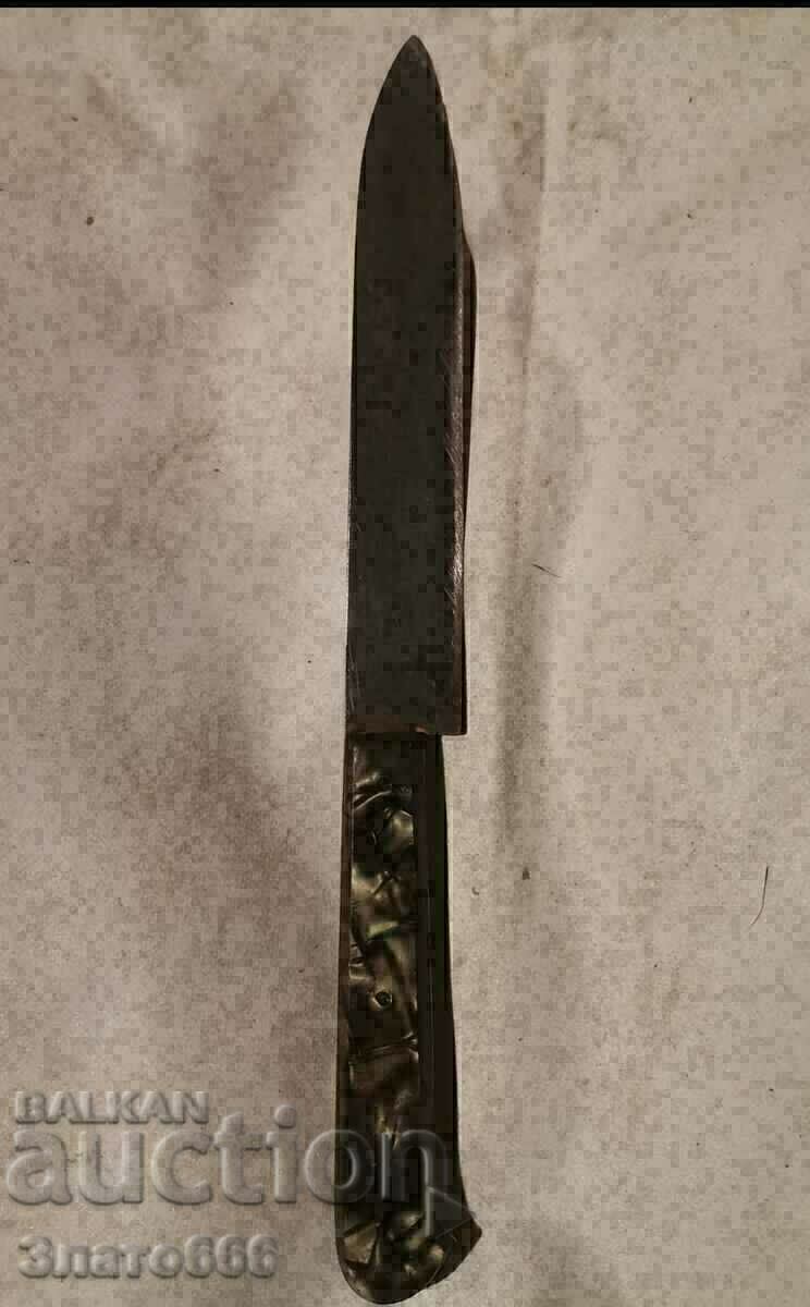 Old cataline handle knife