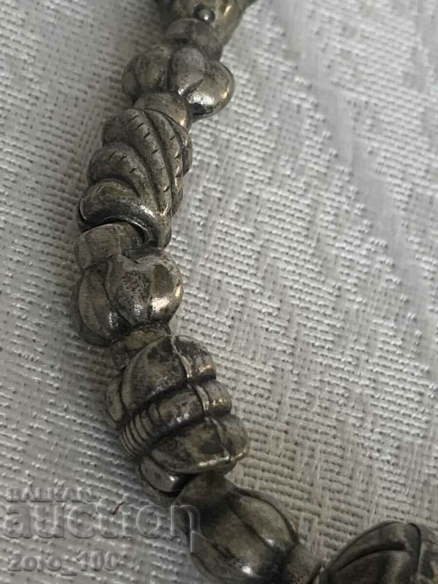 Delivery of Old necklace Delivery of Old necklace