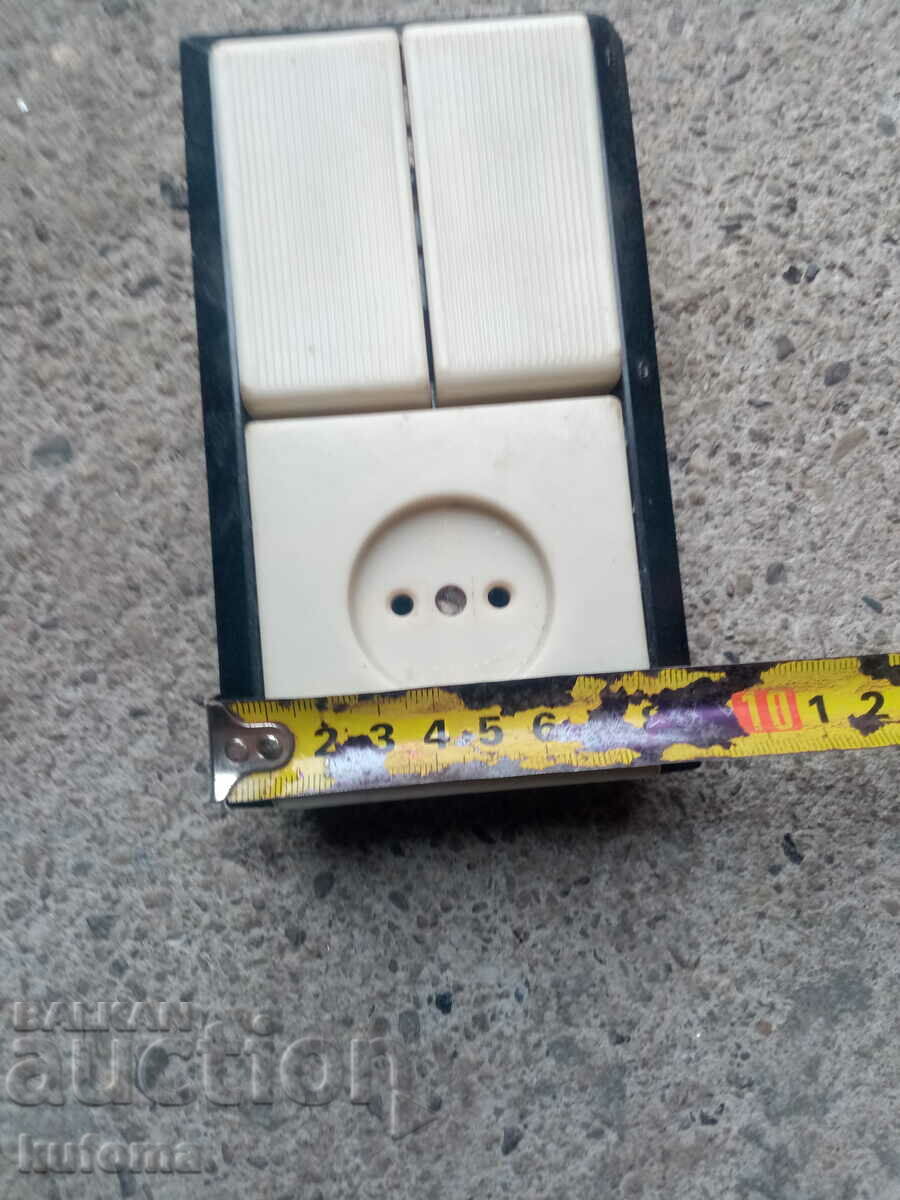 Old electric switch and socket with price 14.99 BGN | € 7.66
