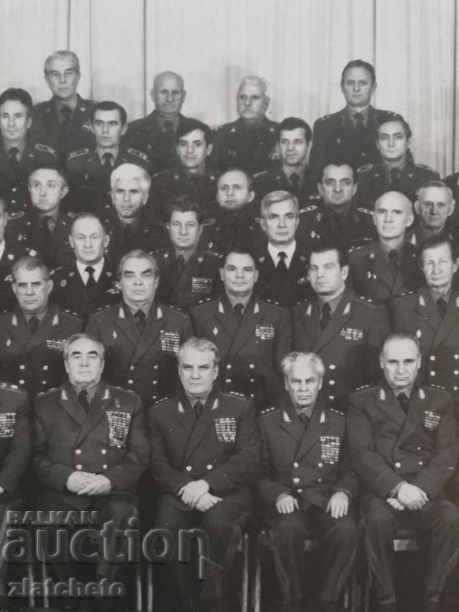 Delivery of Old photo Social - military Delivery of Old photo Social - military