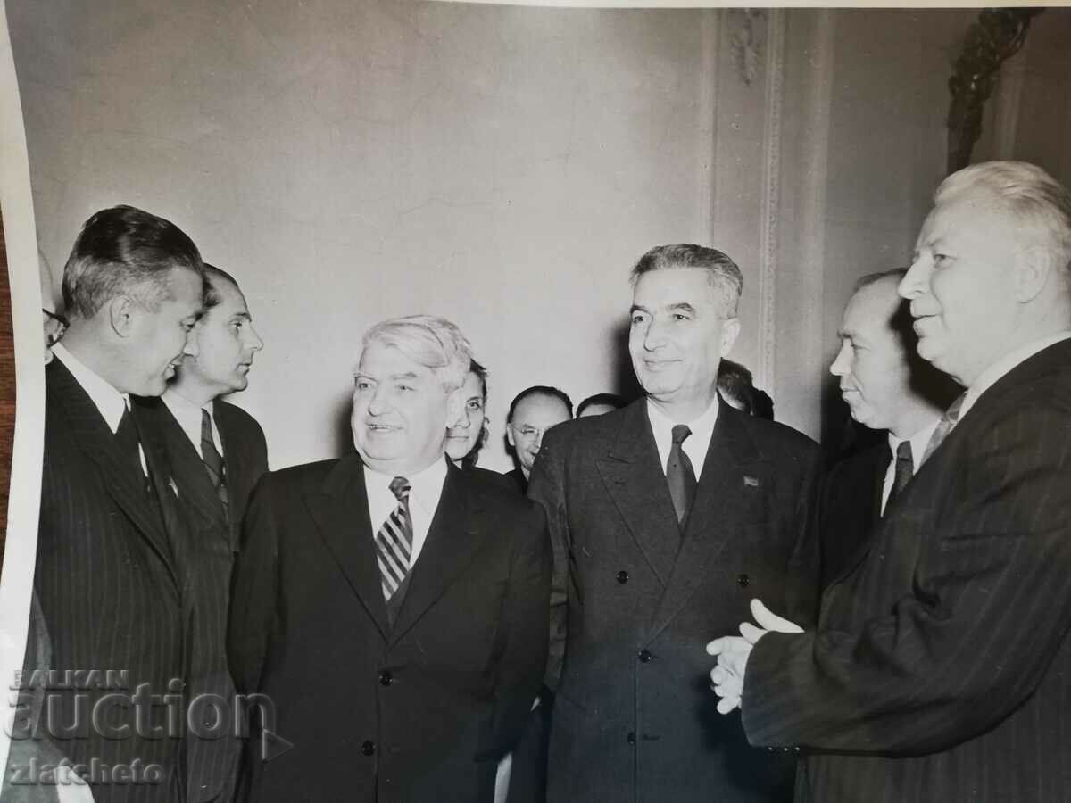 Old photo Soc - Bulgarian delegates in the USSR Moscow with price 6.00 BGN | € 3.07