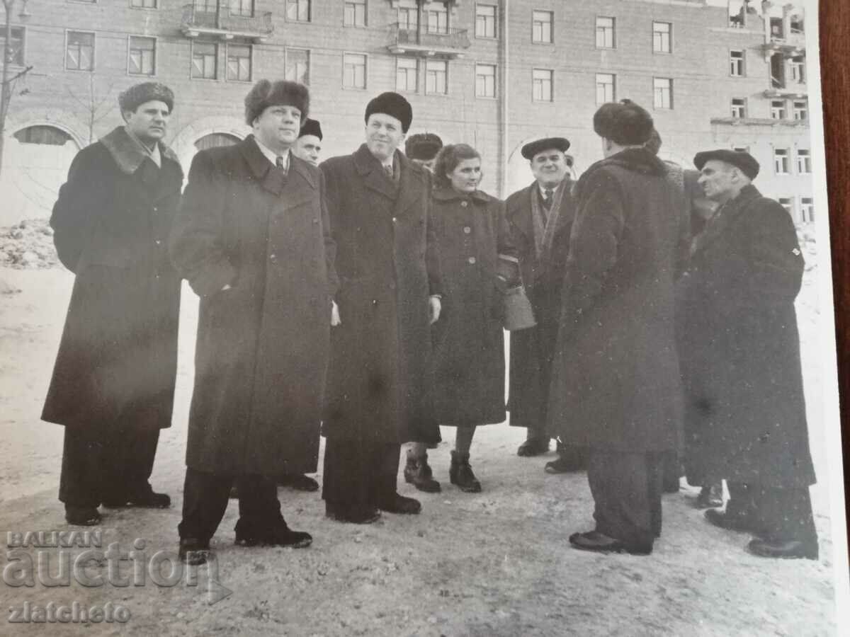 Old photo Soc - Bulgarian delegates in the USSR Moscow with price 6.00 BGN | € 3.07 Old photo Soc - Bulgarian delegates in the USSR Moscow with price 6.00 BGN | € 3.07