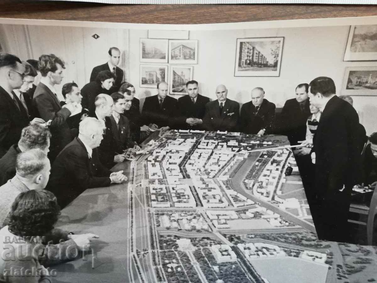 Old photo Soc - Bulgarian delegates in the USSR Moscow with price 6.00 BGN | € 3.07 Old photo Soc - Bulgarian delegates in the USSR Moscow with price 6.00 BGN | € 3.07