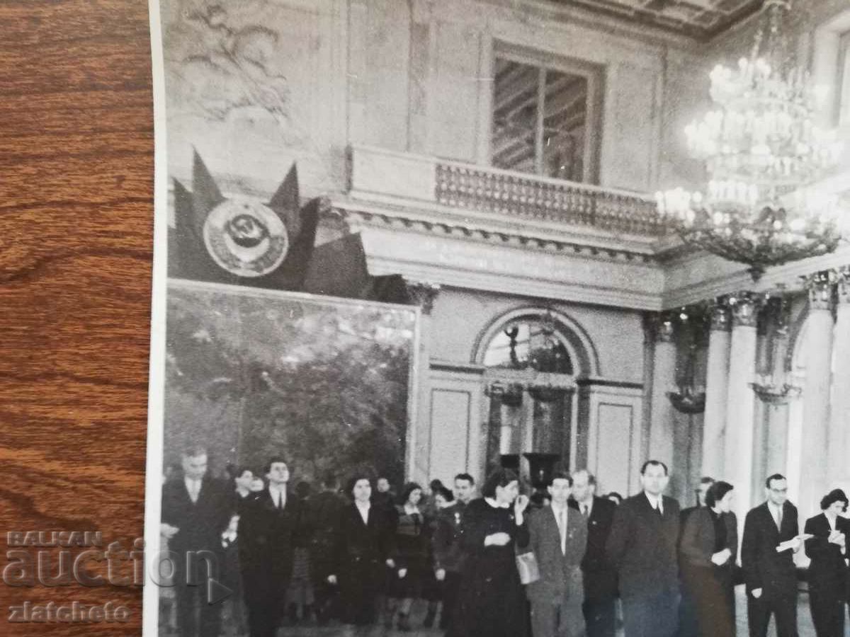 Old photo Soc - Bulgarian delegates in the USSR Moscow with price 6.00 BGN | € 3.07 Old photo Soc - Bulgarian delegates in the USSR Moscow with price 6.00 BGN | € 3.07