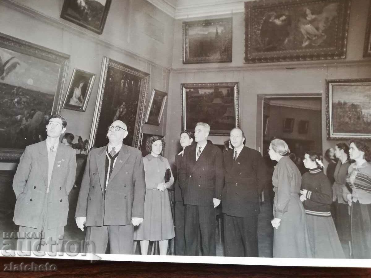 Παλιά φωτογραφία Soc - Βούλγαροι εκπρόσωποι στην ΕΣΣΔ Μόσχα με τιμή 6.00 BGN | € 3.07 Παλιά φωτογραφία Soc - Βούλγαροι εκπρόσωποι στην ΕΣΣΔ Μόσχα με τιμή 6.00 BGN | € 3.07