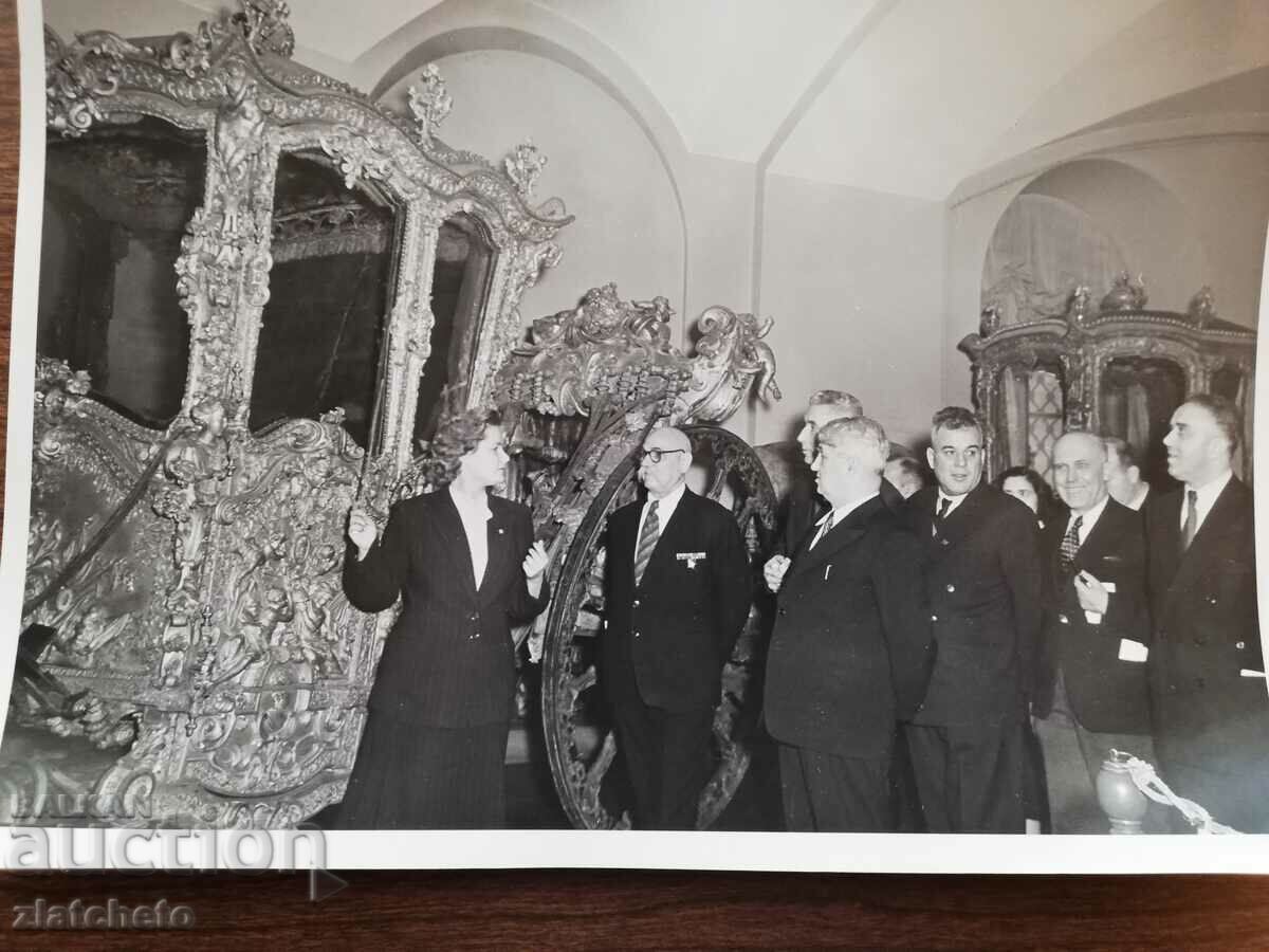 Παλιά φωτογραφία Soc - Βούλγαροι εκπρόσωποι στην ΕΣΣΔ Μόσχα με τιμή 6.00 BGN | € 3.07 Παλιά φωτογραφία Soc - Βούλγαροι εκπρόσωποι στην ΕΣΣΔ Μόσχα με τιμή 6.00 BGN | € 3.07