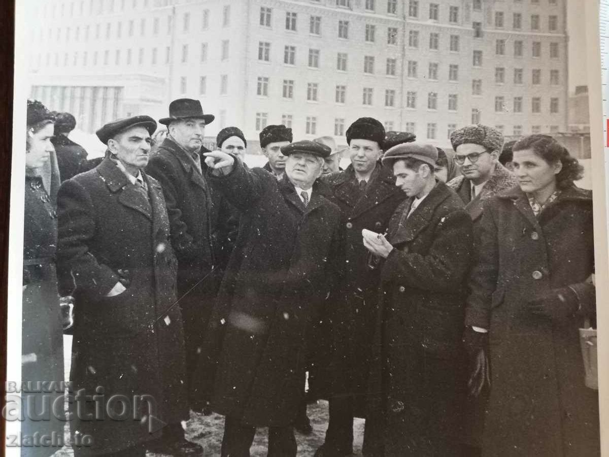 Old photo Soc - Bulgarian delegates in the USSR Moscow with price 6.00 BGN | € 3.07 Old photo Soc - Bulgarian delegates in the USSR Moscow with price 6.00 BGN | € 3.07