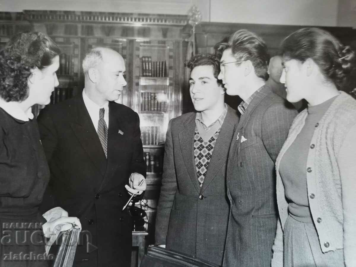 Παλιά φωτογραφία Soc - Βούλγαροι εκπρόσωποι στην ΕΣΣΔ Μόσχα με τιμή 6.00 BGN | € 3.07 Παλιά φωτογραφία Soc - Βούλγαροι εκπρόσωποι στην ΕΣΣΔ Μόσχα με τιμή 6.00 BGN | € 3.07