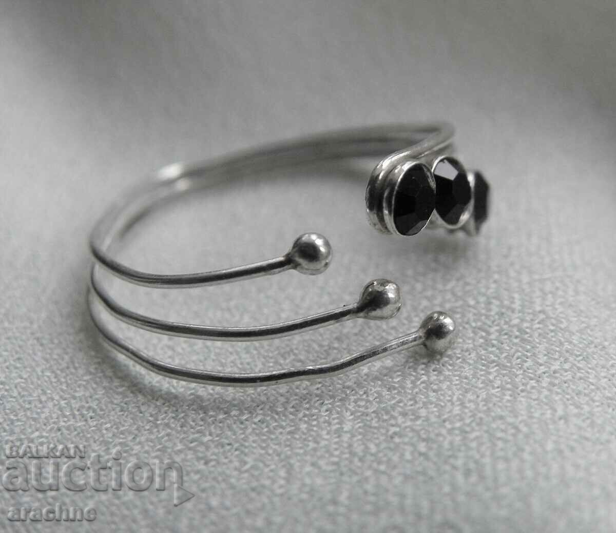 Auction Old Vietnamese silver ring with three cut tektites Auction Old Vietnamese silver ring with three cut tektites