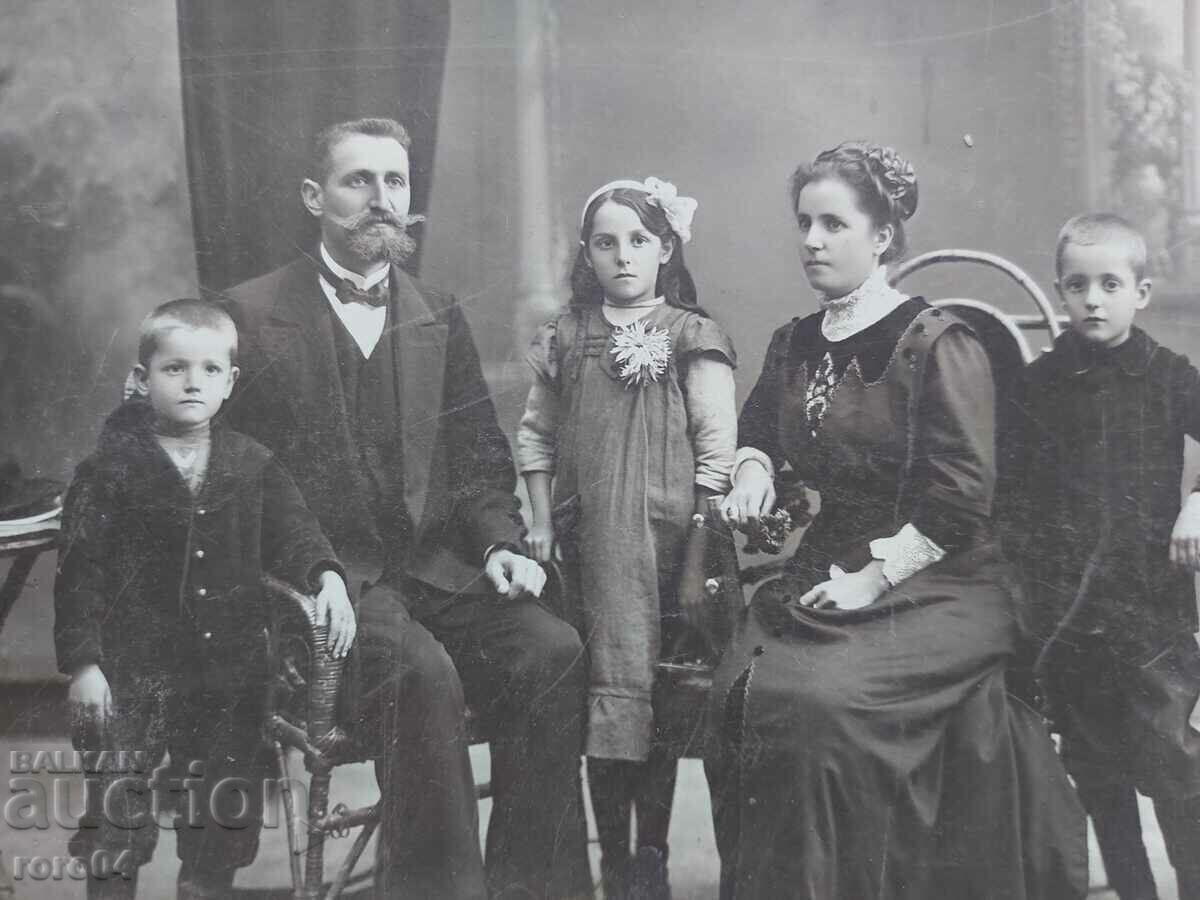 Auction  ASEN CHOLAKOV - TASHEVI FAMILY