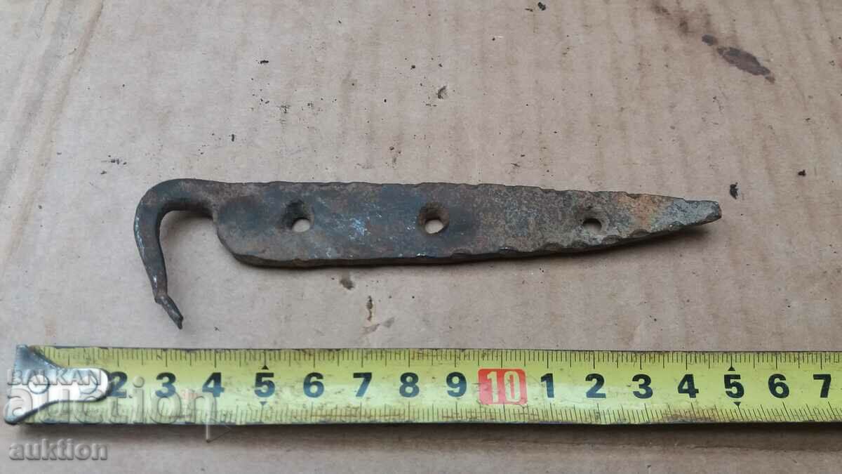 WROUGHT REVIVAL LOCK FOR THE GATE with price 2.99 BGN | € 1.53 WROUGHT REVIVAL LOCK FOR THE GATE with price 2.99 BGN | € 1.53