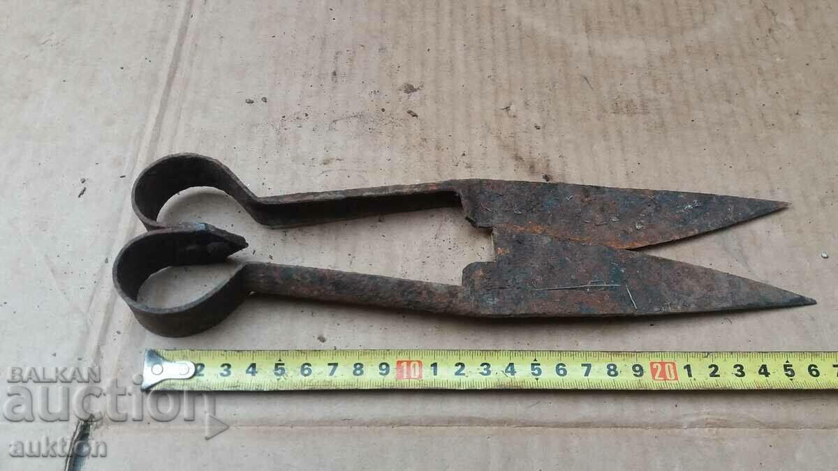 Auction REVIVAL SHEEP SHEARS Auction REVIVAL SHEEP SHEARS