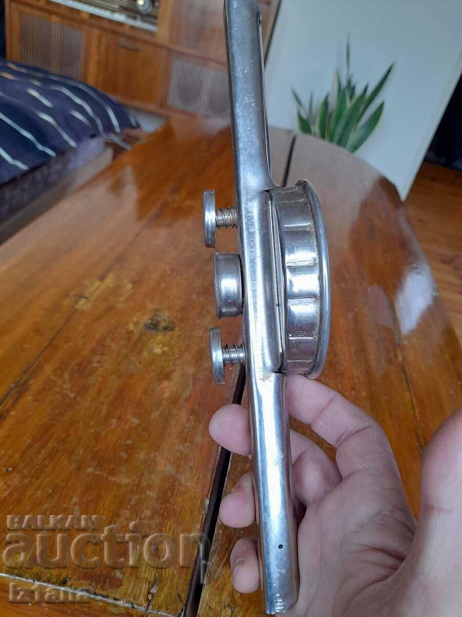 Auction Old jar stopper Auction Old jar stopper