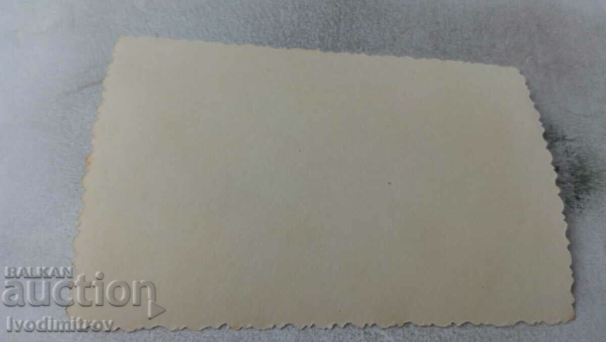 Photo Boys and girls with price 1.25 BGN | € 0.64 Photo Boys and girls with price 1.25 BGN | € 0.64