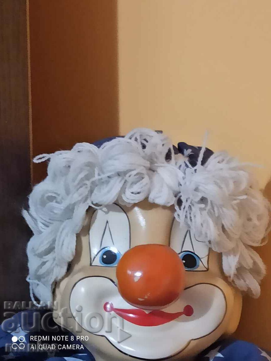 A large porcelain clown with price 40.00 BGN | € 20.45 A large porcelain clown with price 40.00 BGN | € 20.45