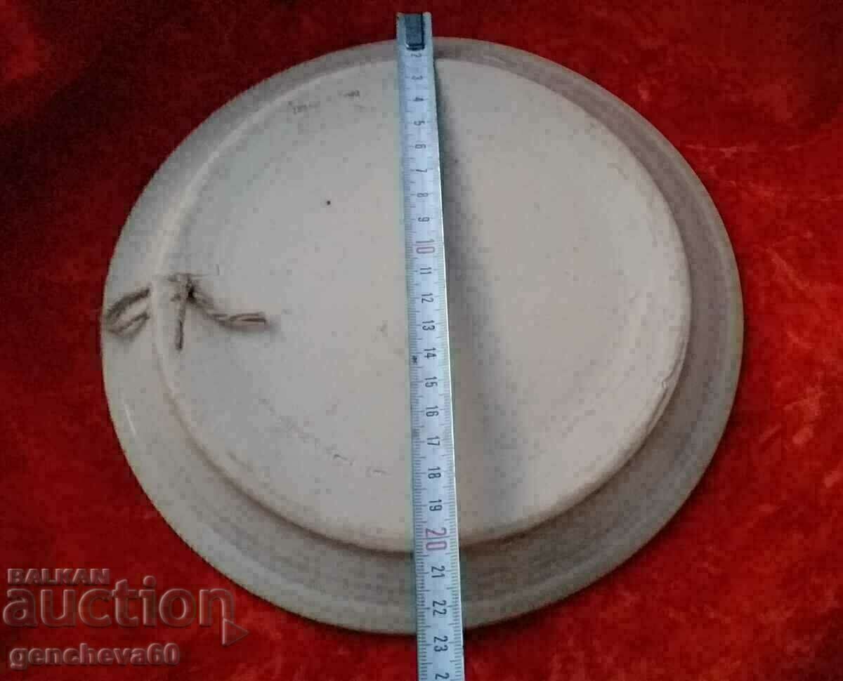 Auction Hand-decorated large plate for wall/print Auction Hand-decorated large plate for wall/print