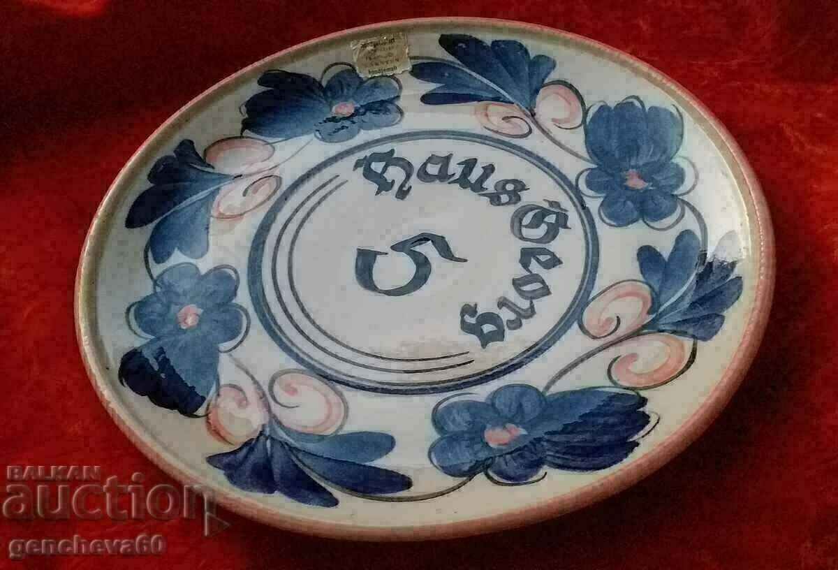 Delivery of Hand-decorated large plate for wall/print Delivery of Hand-decorated large plate for wall/print