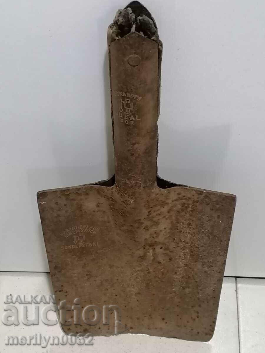 Δημοπρασία Παλαιό ευθύ φτυάρι στρατού, σφυρήλατο σίδερο Δημοπρασία Παλαιό ευθύ φτυάρι στρατού, σφυρήλατο σίδερο