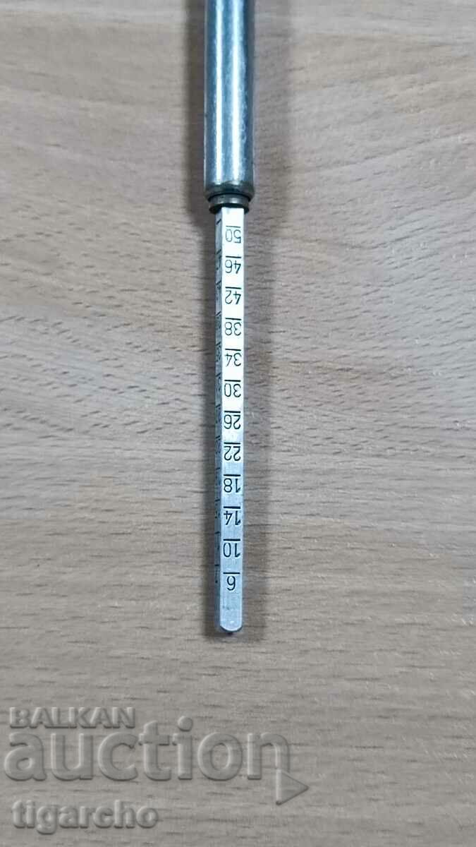 Delivery of Retro tire pressure gauge Delivery of Retro tire pressure gauge