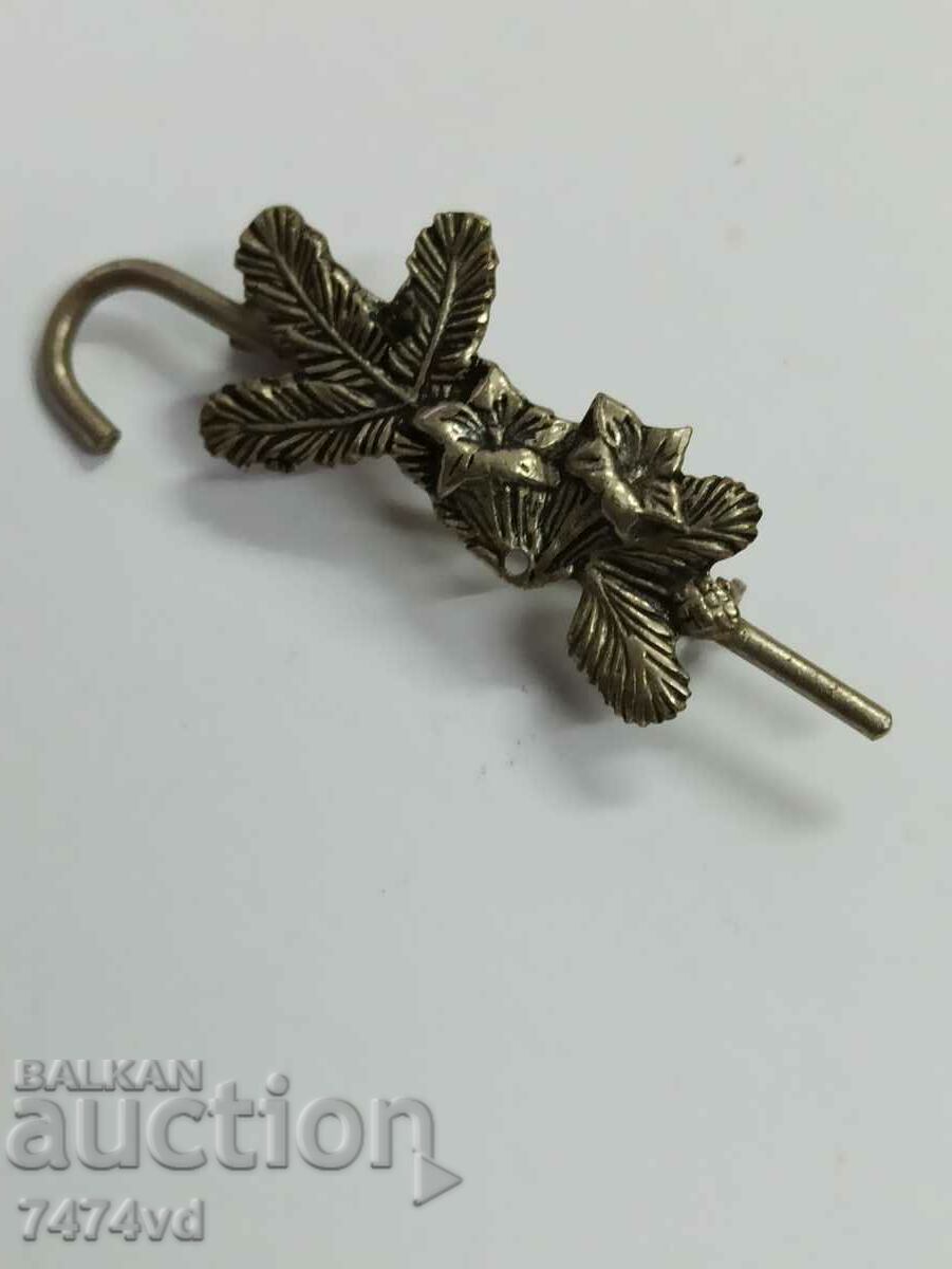 Auction Antique brooch Auction Antique brooch