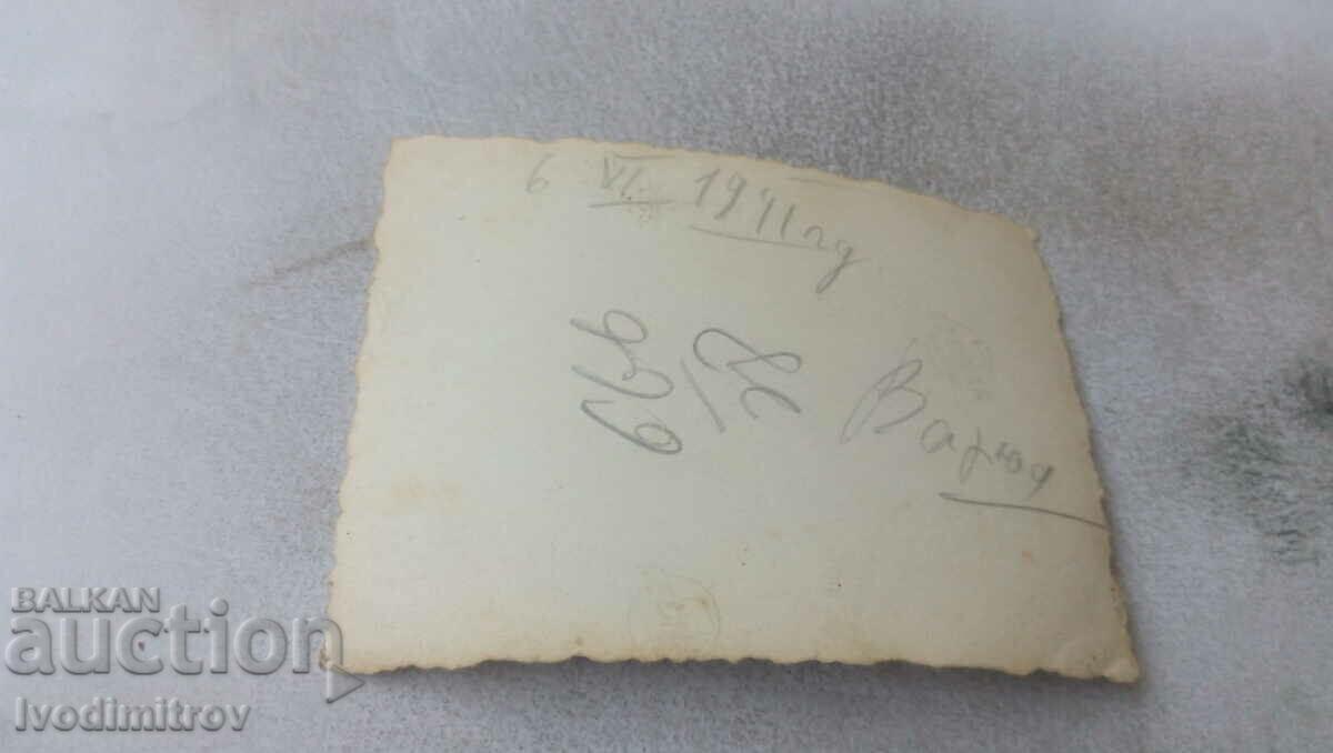 Photo Varna Two young women on a walk 1941 with price 2.65 BGN | € 1.35 Photo Varna Two young women on a walk 1941 with price 2.65 BGN | € 1.35