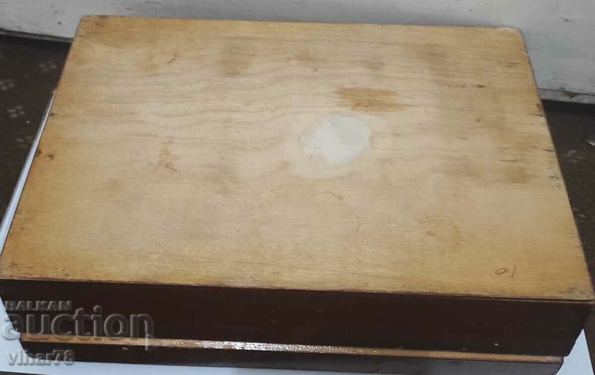 Παλιό ξύλινο κουτί - 7 Παλιό ξύλινο κουτί - 7