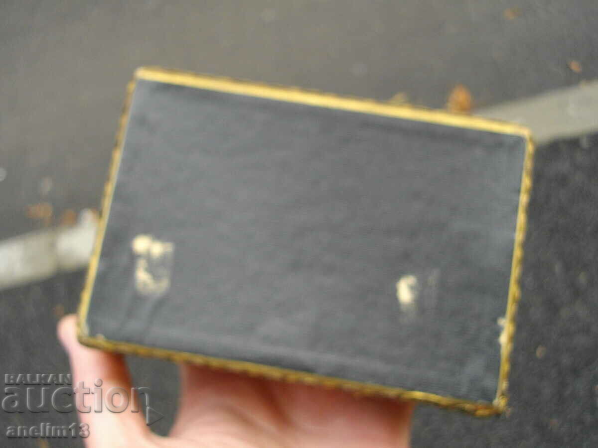 OLD JEWELRY BOX WITH WINDSHIELD - 7