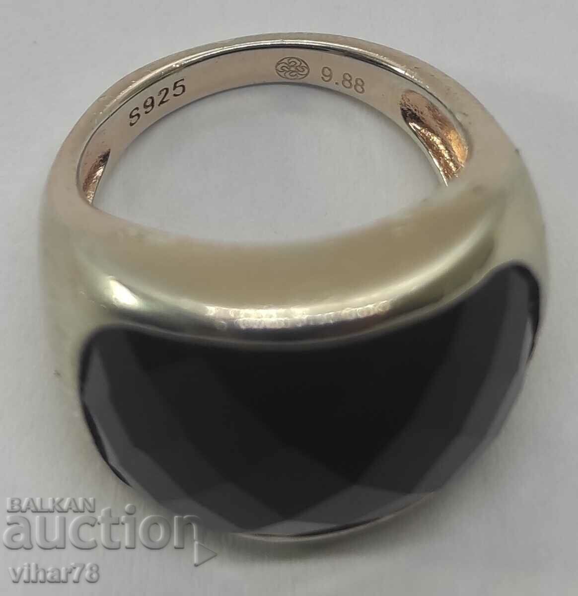 VERY BEAUTIFUL SILVER RING with price 79.99 BGN | € 40.90 VERY BEAUTIFUL SILVER RING with price 79.99 BGN | € 40.90