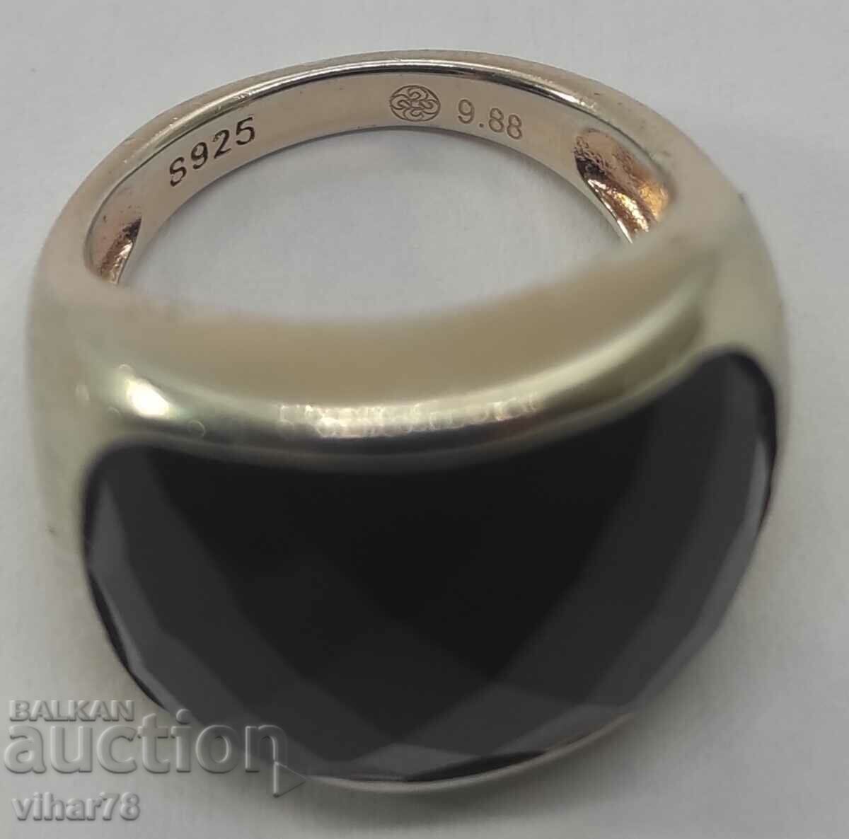 VERY BEAUTIFUL SILVER RING - 6 VERY BEAUTIFUL SILVER RING - 6