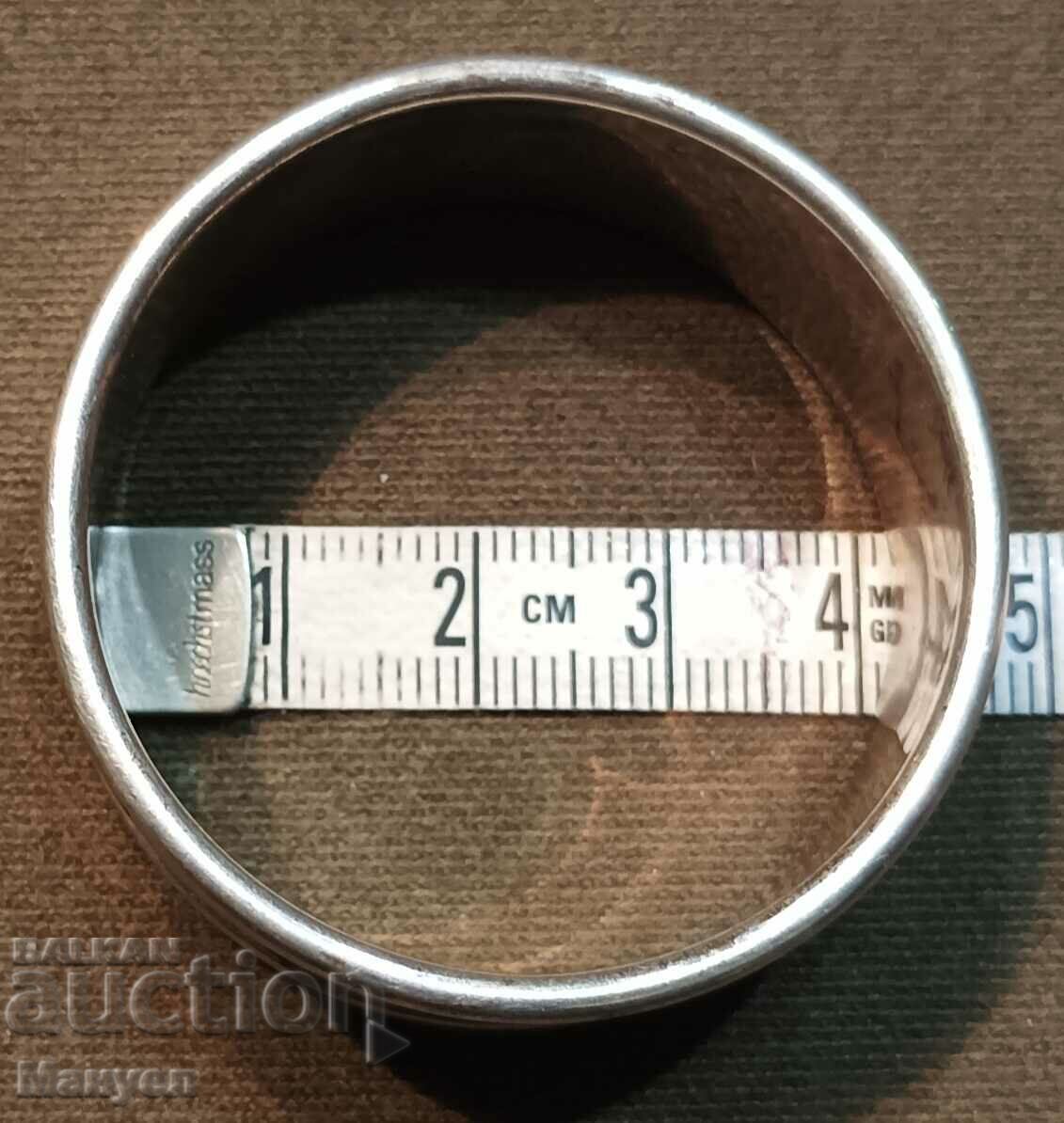 Silver ring, napkin holder. with price 39.90 BGN | € 20.40