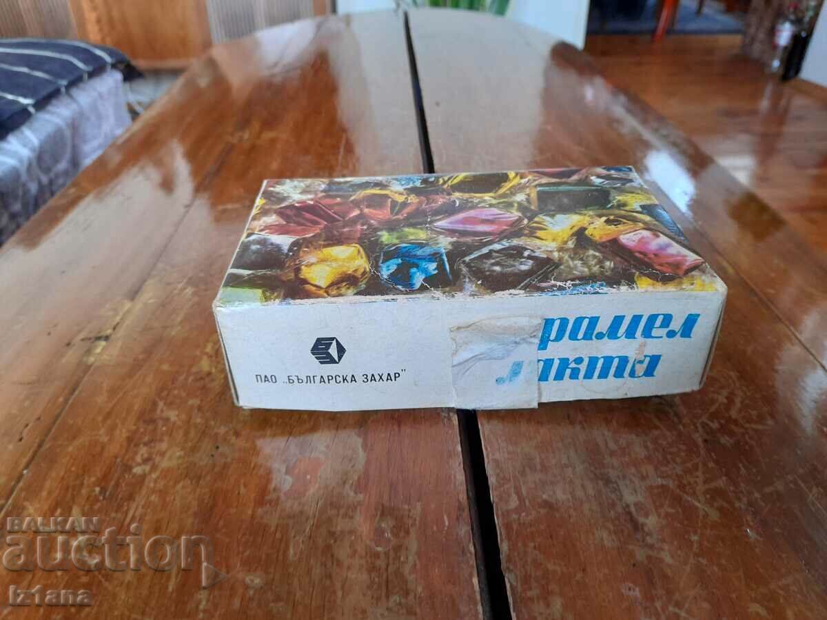 An old box of Caramel Lacta candies An old box of Caramel Lacta candies