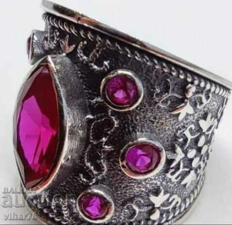 Auction Silver Ring with rubies Auction Silver Ring with rubies