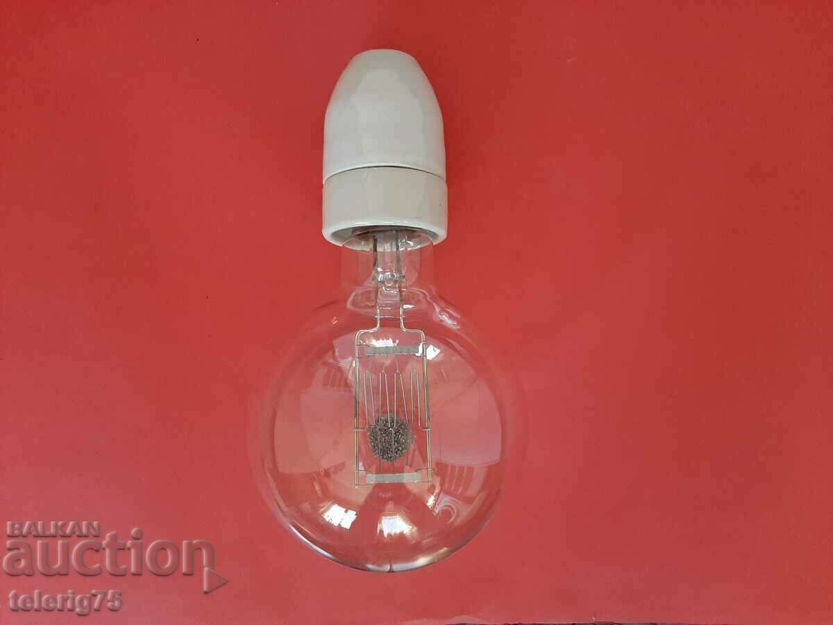 Delivery of Powerful Stage Halogen Lamp TUNGSRAM Filmstudio-2000W Delivery of Powerful Stage Halogen Lamp TUNGSRAM Filmstudio-2000W