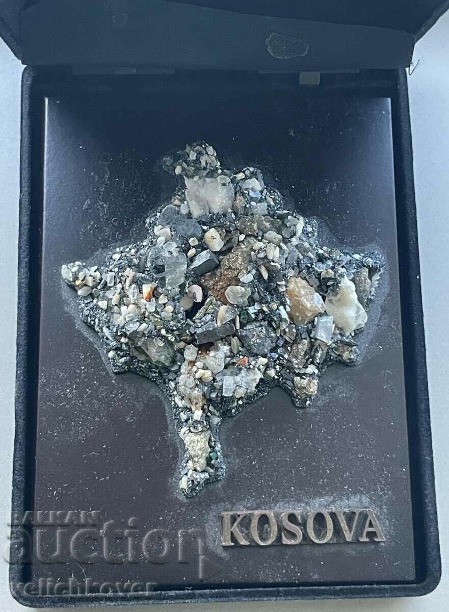 34000 Kosovo plaque borders of the country made minerals