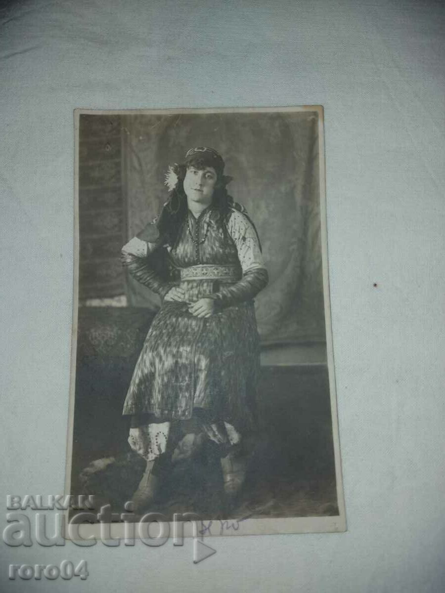 COSTUME - SOFIA - 1928 - 6 COSTUME - SOFIA - 1928 - 6