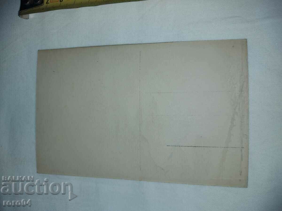 COSTUMES - GIRLS - PAFTS - COINS - FOUNTAIN - PIRDOP - 5